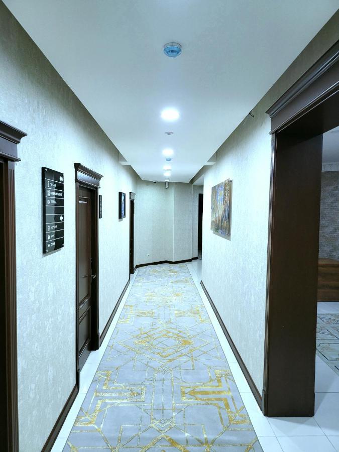Hotel Ayni ดูแชนเบอ ภายนอก รูปภาพ