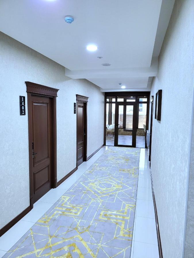 Hotel Ayni ดูแชนเบอ ภายนอก รูปภาพ