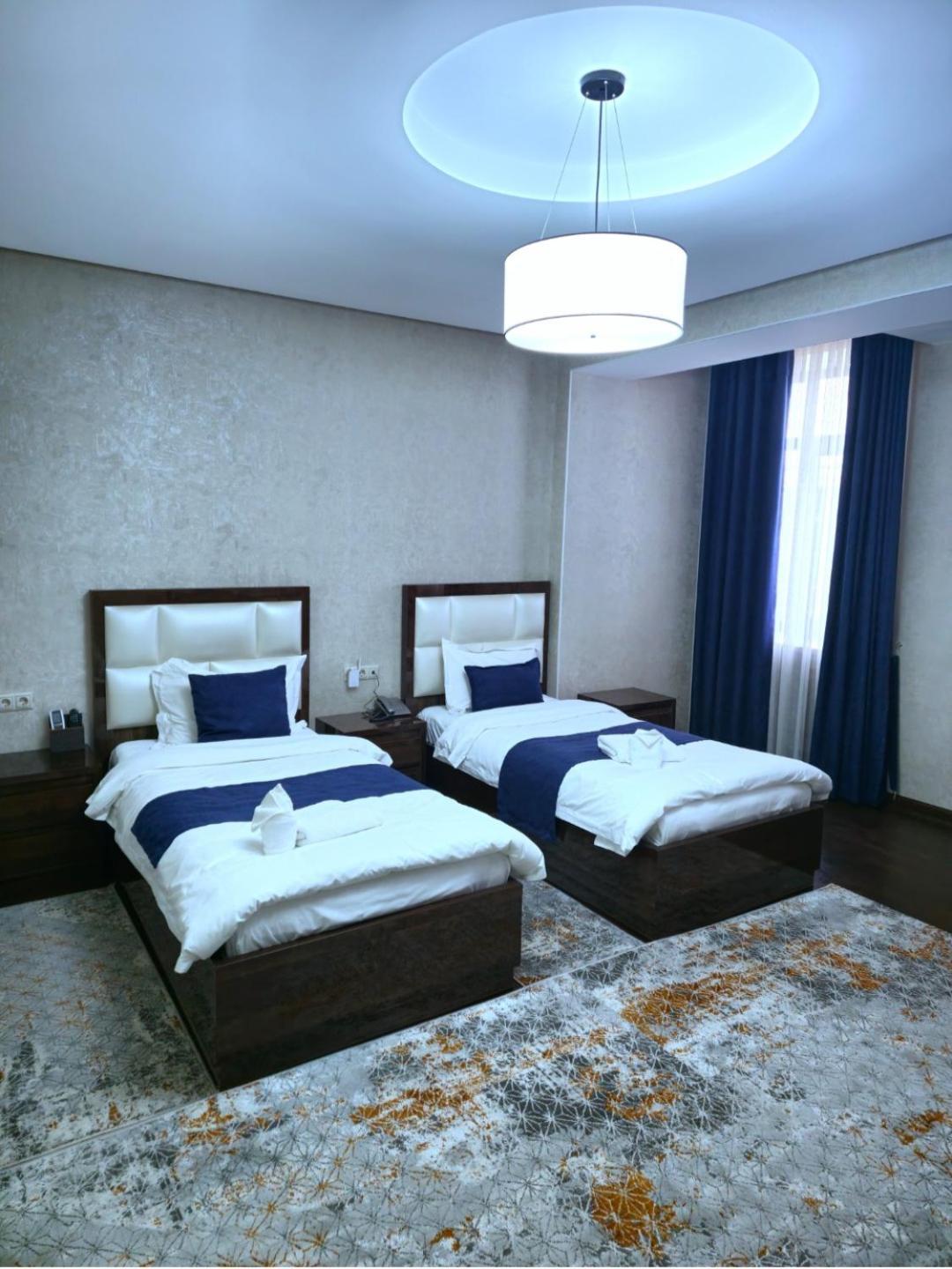 Hotel Ayni ดูแชนเบอ ห้อง รูปภาพ